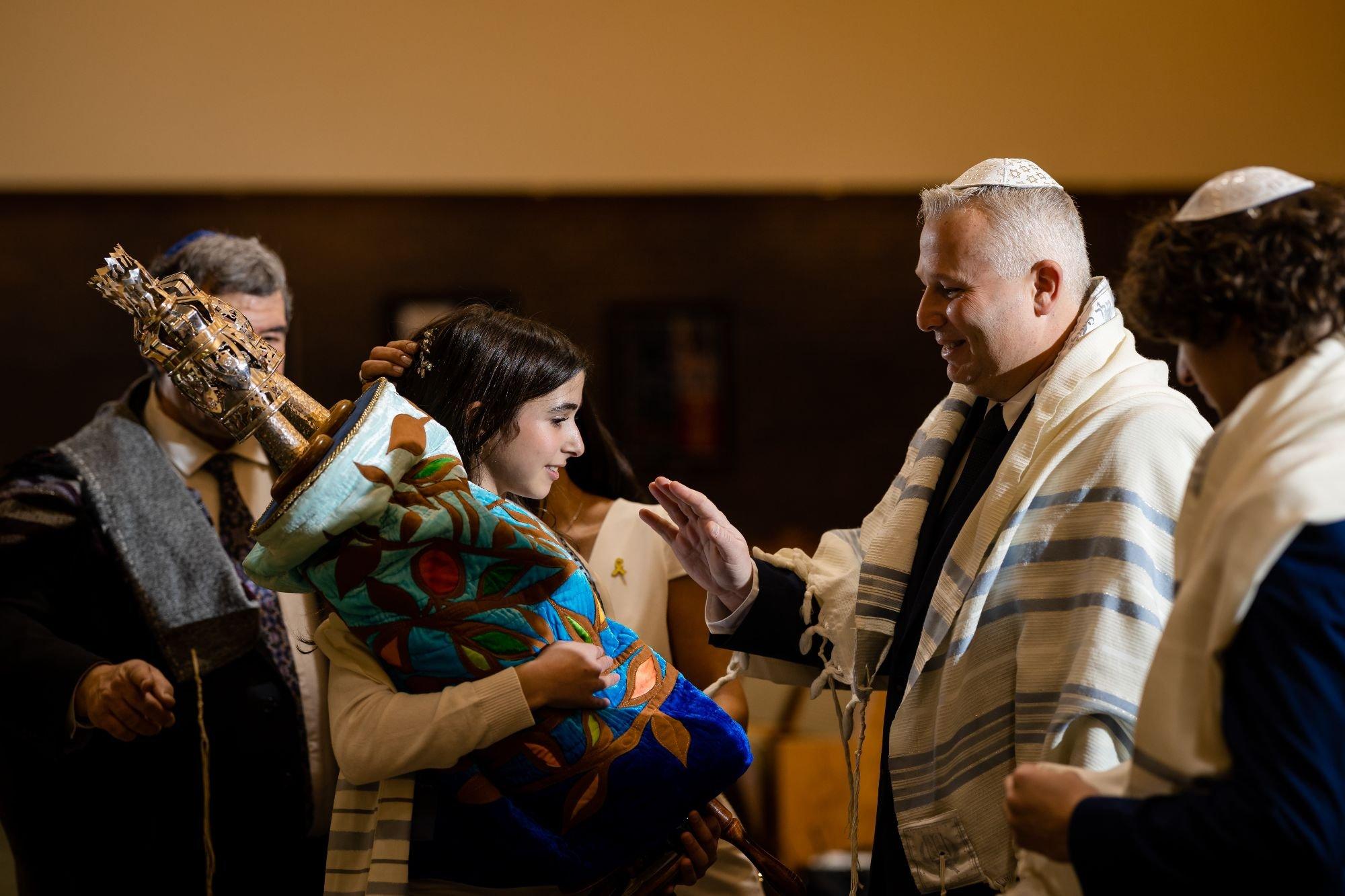 carousel-hero-element image-4