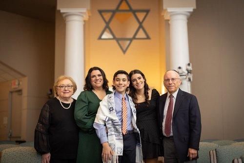 mobile - carousel-hero-element image-9