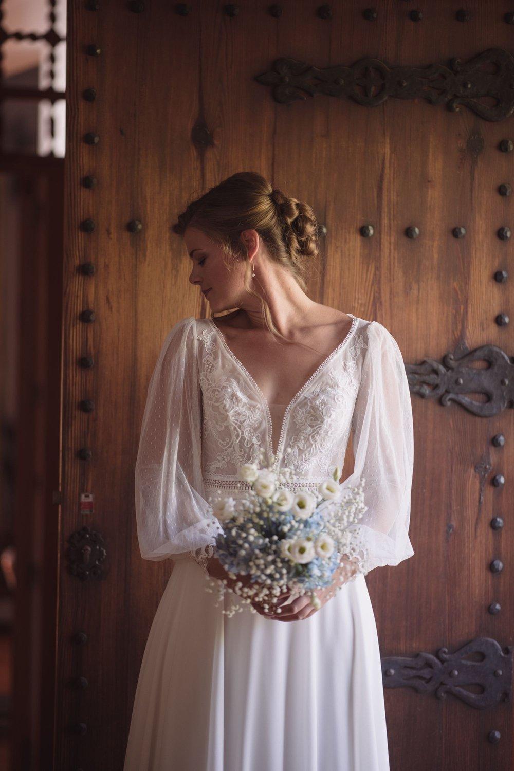 carousel-hero-element image-4